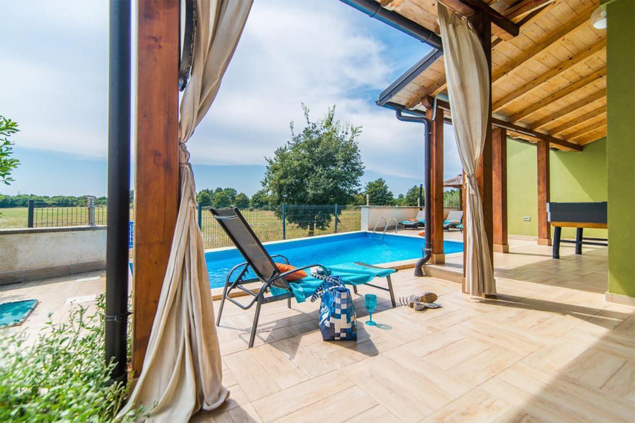 Holiday Home Tanja Пула Экстерьер фото